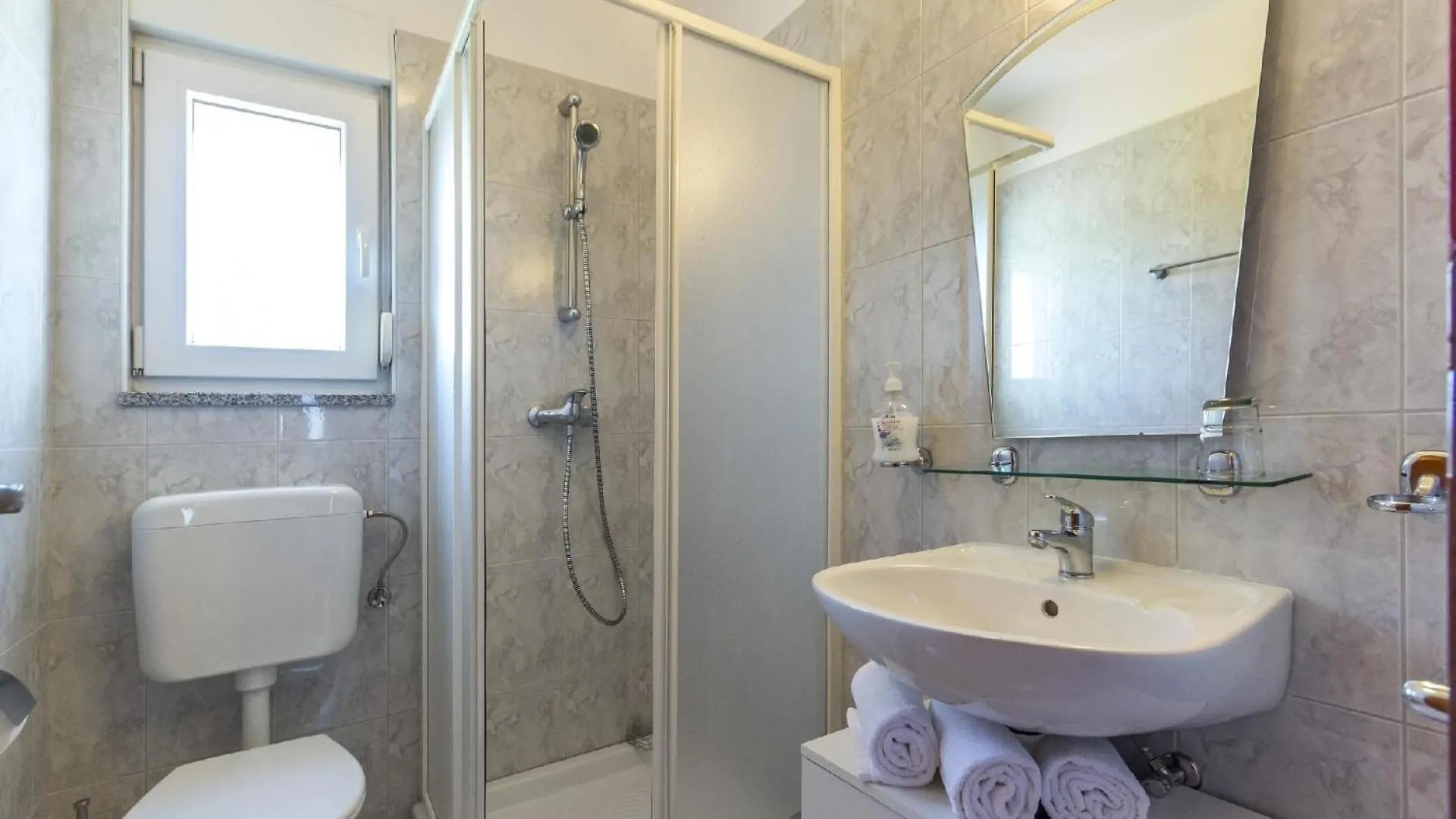 Ferienwohnung Fuer 2 Personen Ca 45 Qm In Fazana, Istrien Istrische Riviera Valbandon