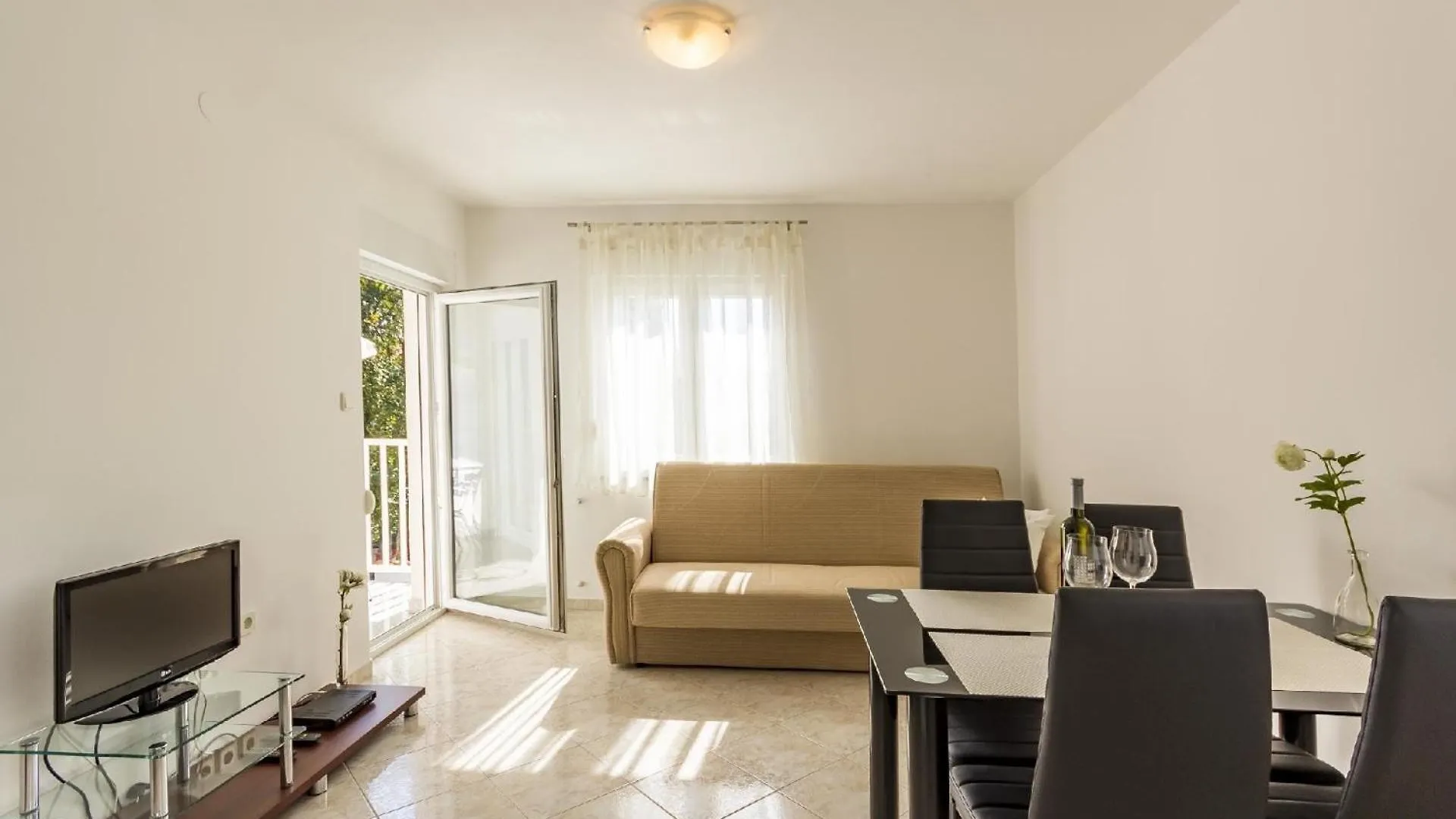 Apartment Ferienwohnung Fuer 2 Personen Ca 45 Qm In Fazana, Istrien Istrische Riviera Valbandon